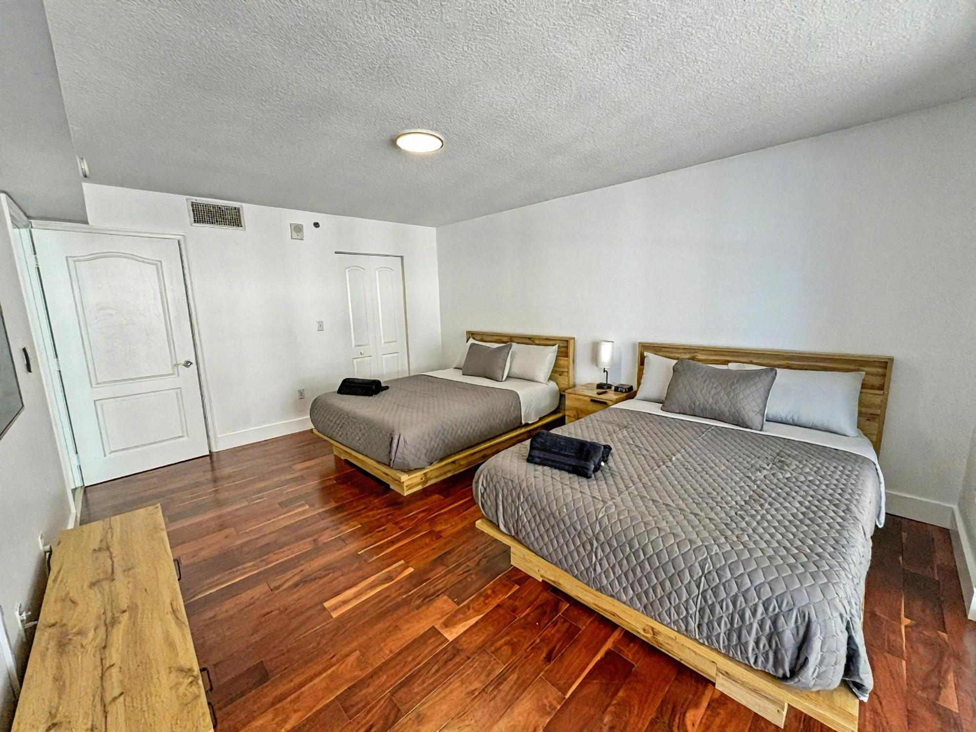 Elegant Centric Vibrant Pool Jacuzzi Free Parking Apartment Miami Exterior foto