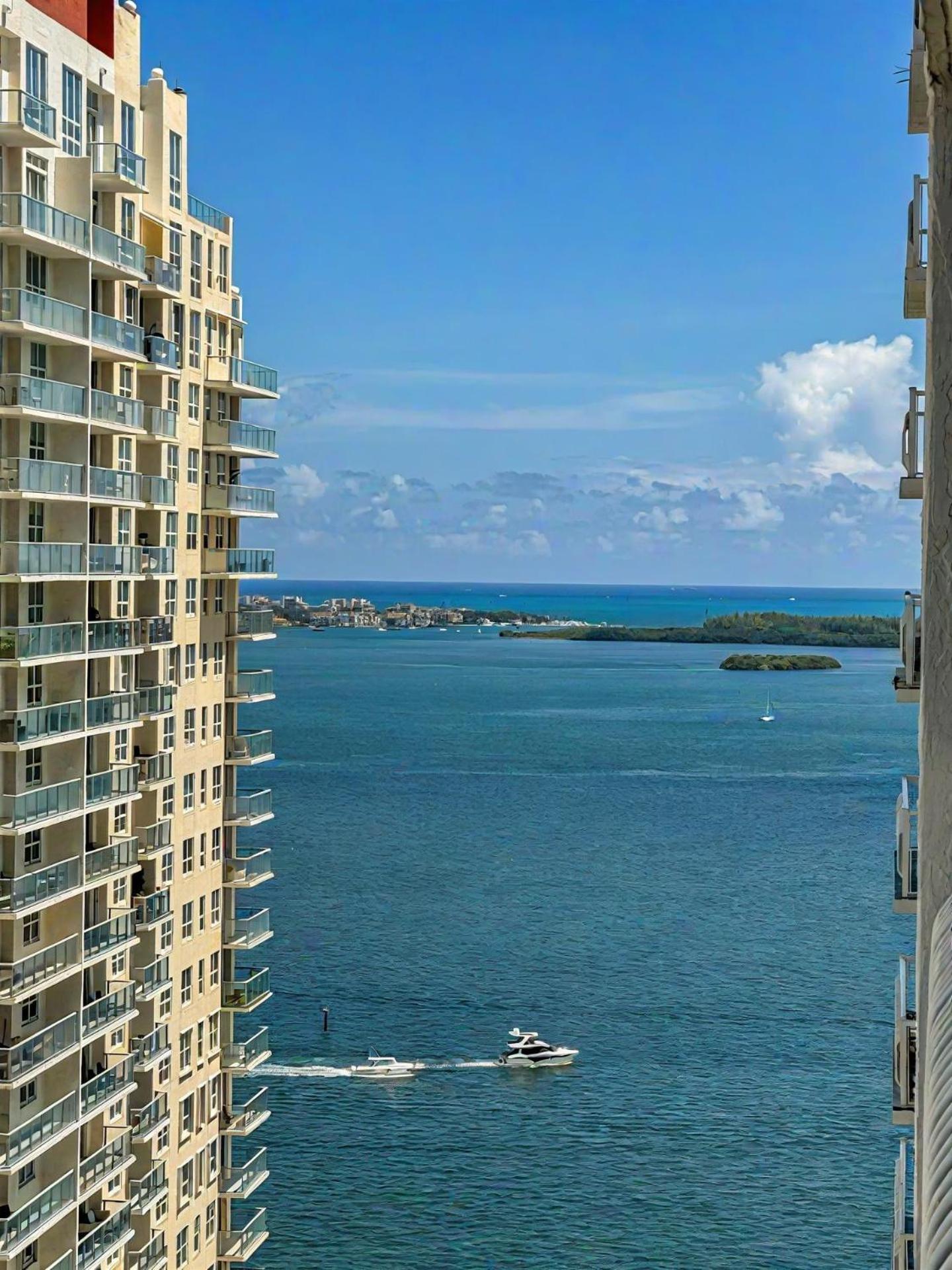 Elegant Centric Vibrant Pool Jacuzzi Free Parking Apartment Miami Exterior foto